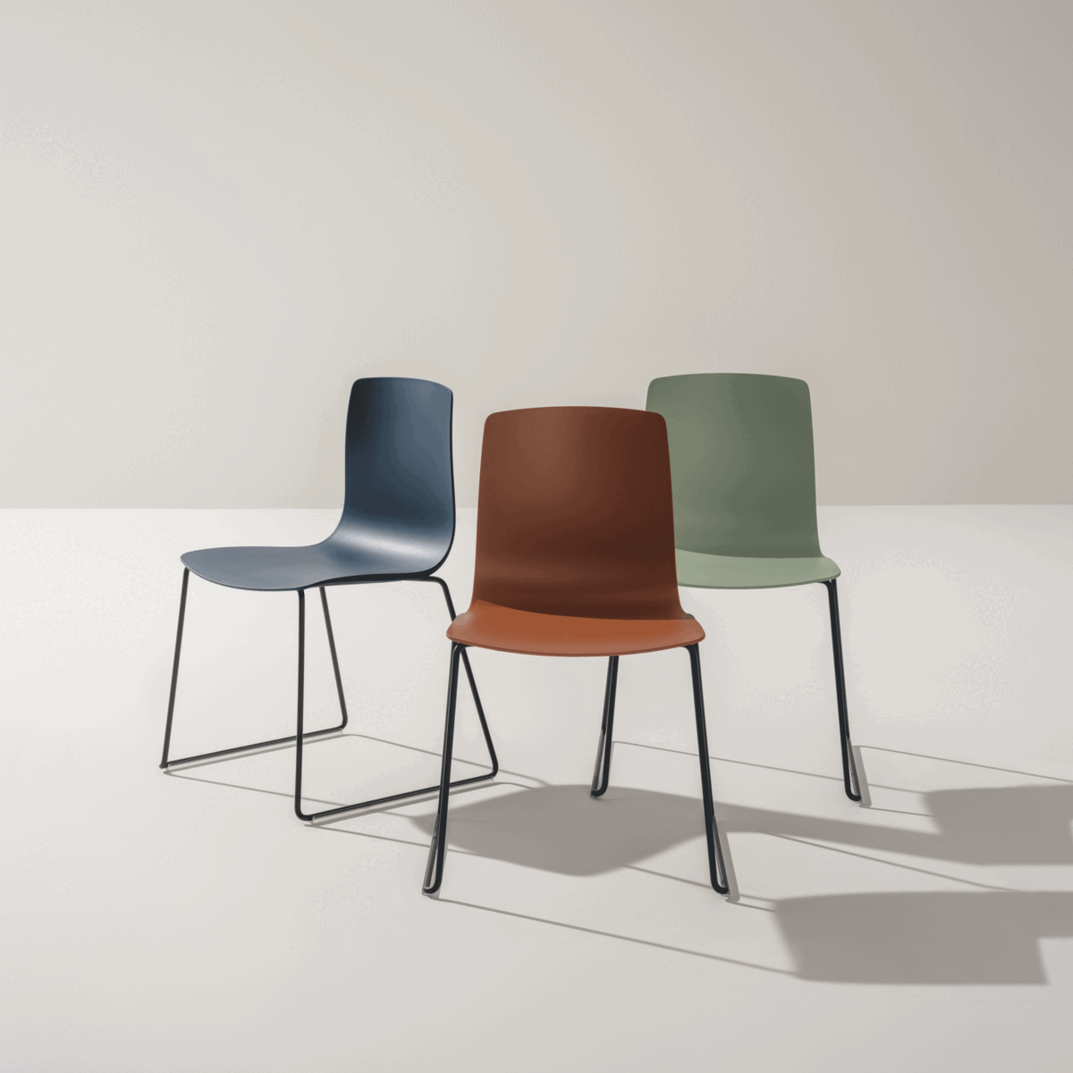 Sirmax recycled plastic brings the Arper chair to life